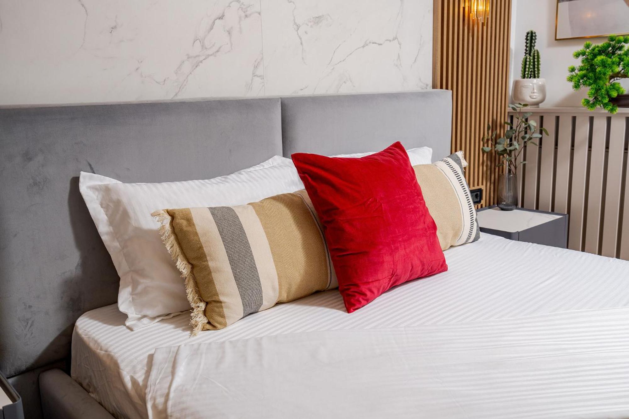 Romana Vibe Elegance In The Heart Of The City Βουκουρέστι Εξωτερικό φωτογραφία